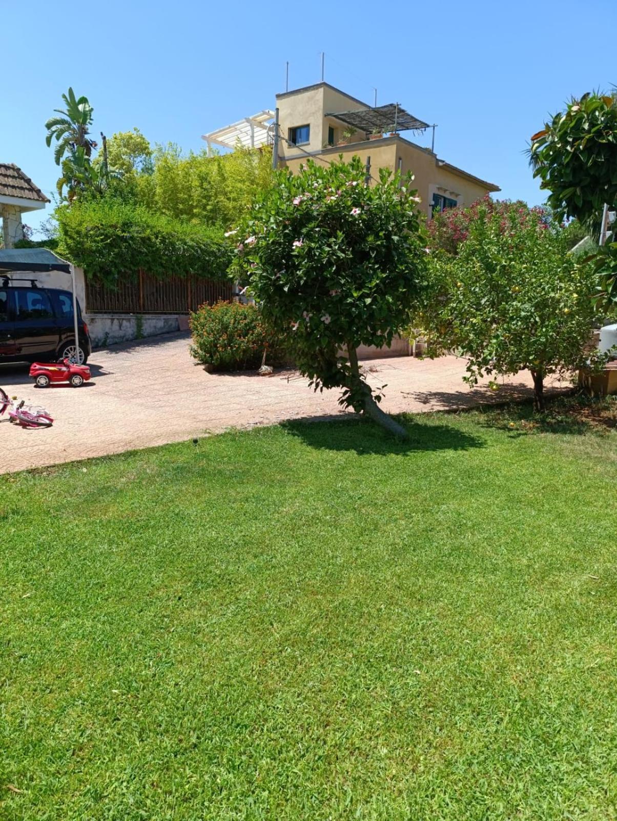 Casa In Giardino A Pochi Passi Dal Mare Vila Palermo Exterior foto