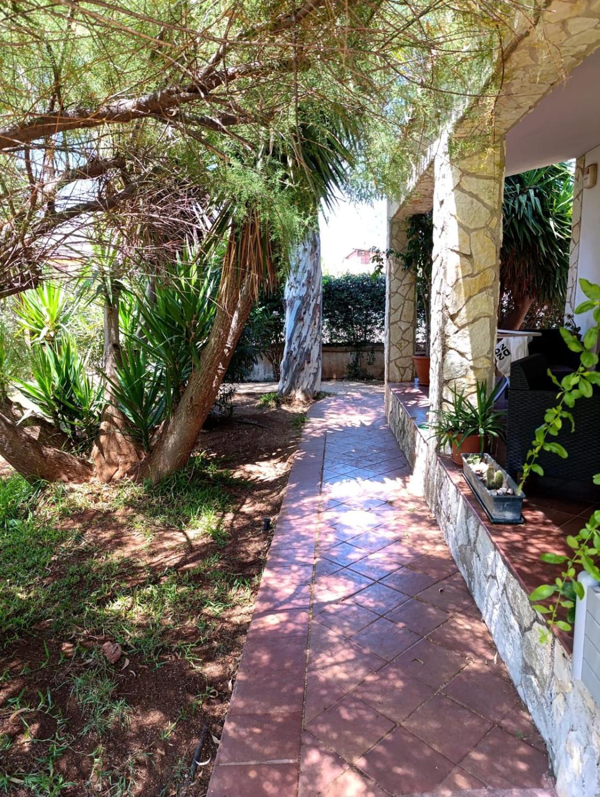Casa In Giardino A Pochi Passi Dal Mare Vila Palermo Exterior foto